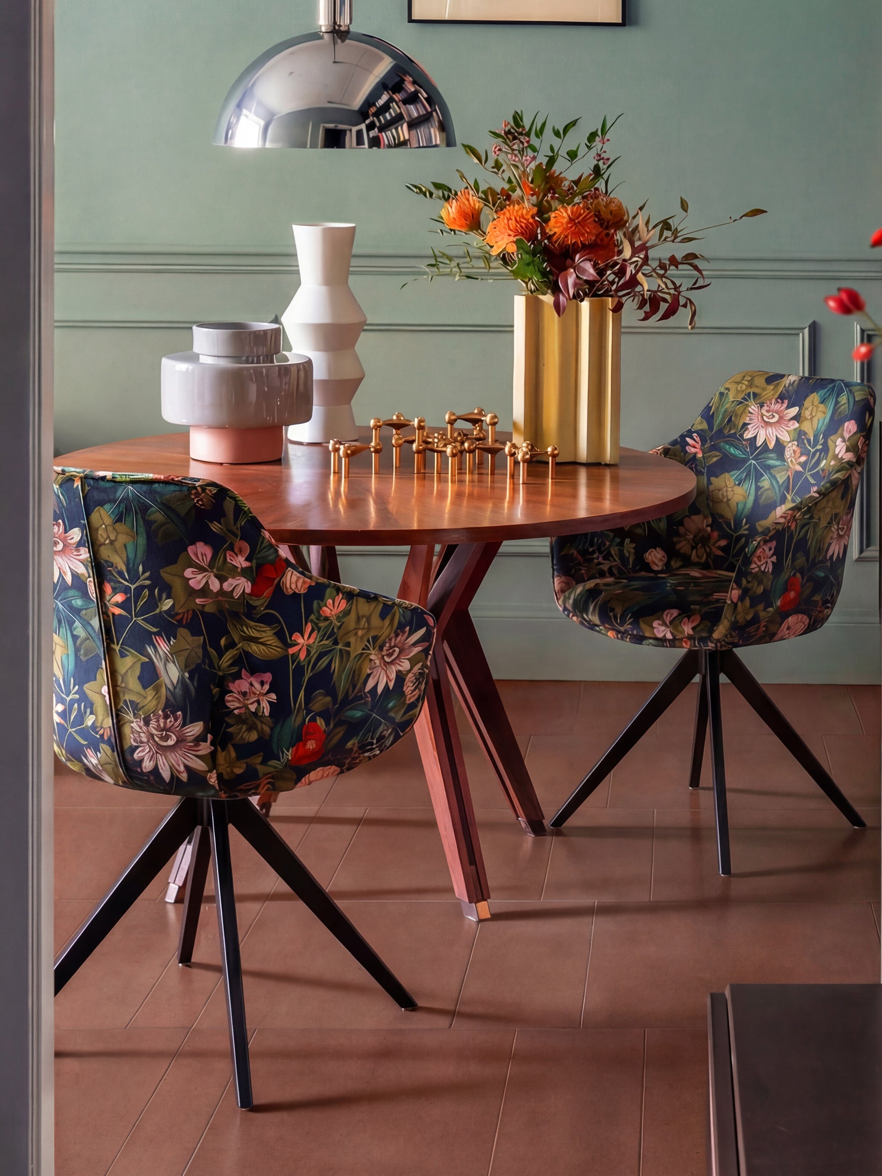 Esszimmerstuhl ARVIT – Drehbarer Stuhl mit Armlehnen & Cord oder Wildlederoptik