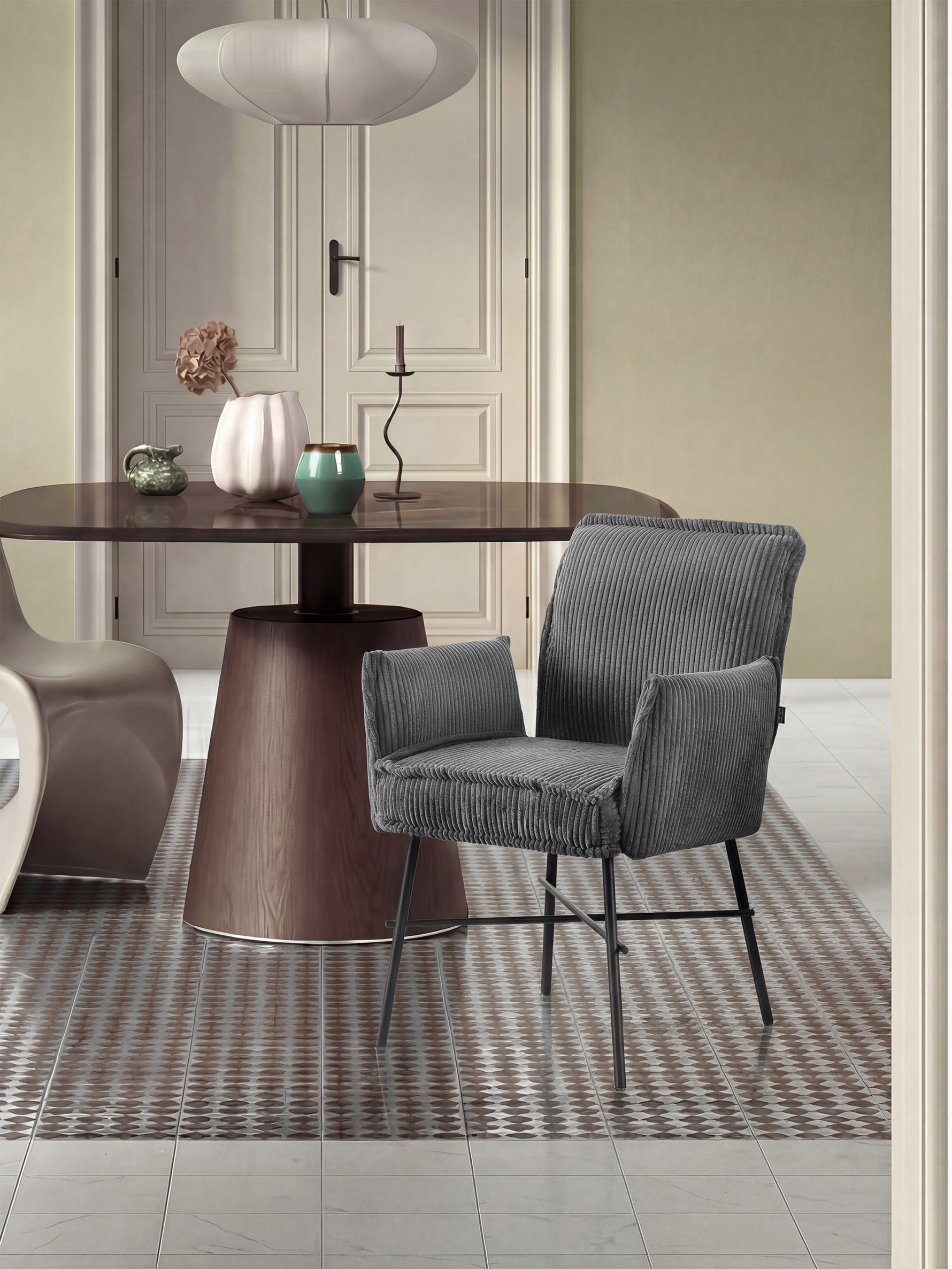 Designerstuhl JÜRGEN – Polsterstuhl mit Armlehnen & Stoffbezug