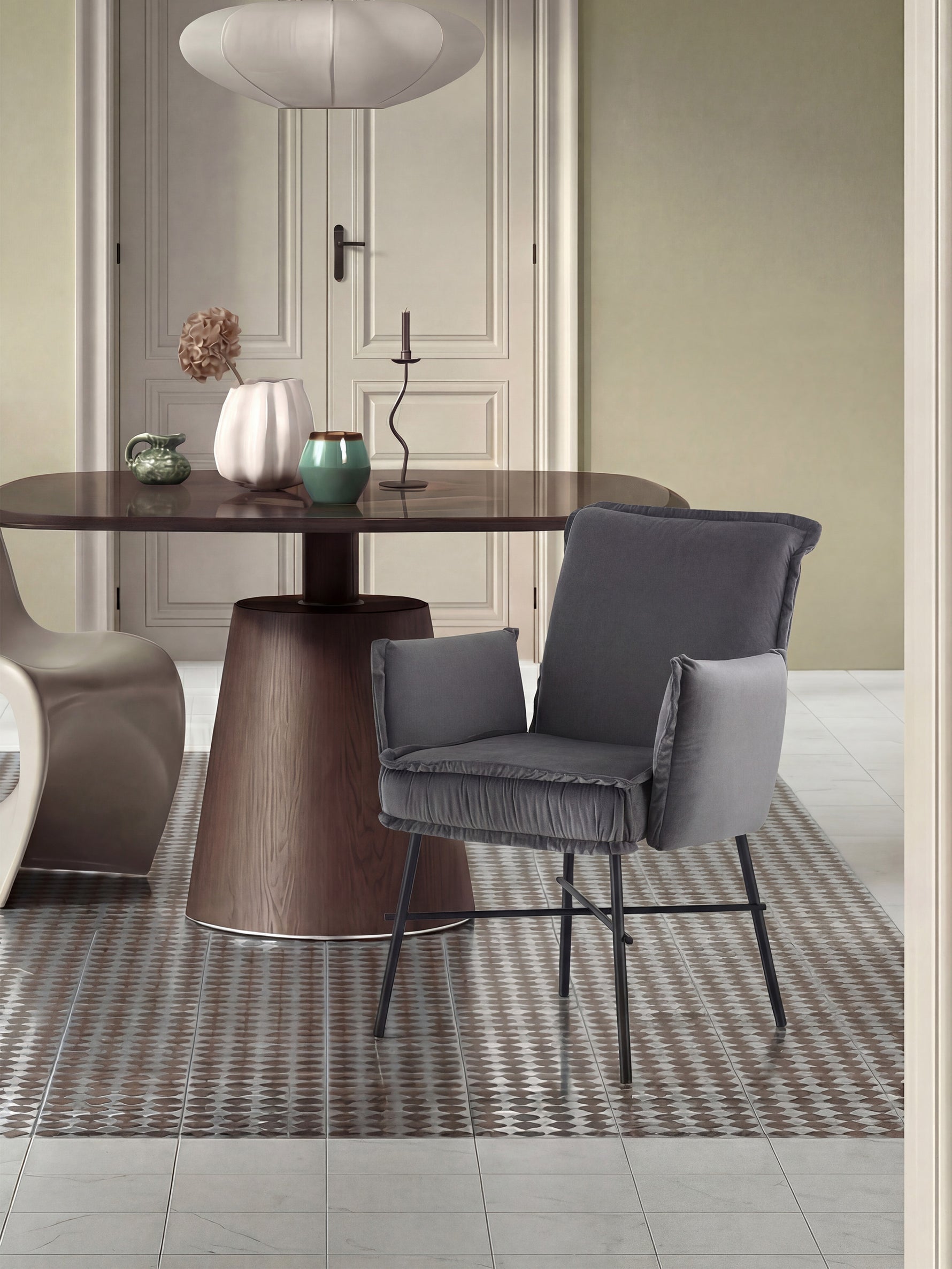 Designerstuhl JÜRGEN – Polsterstuhl mit Armlehnen & Stoffbezug