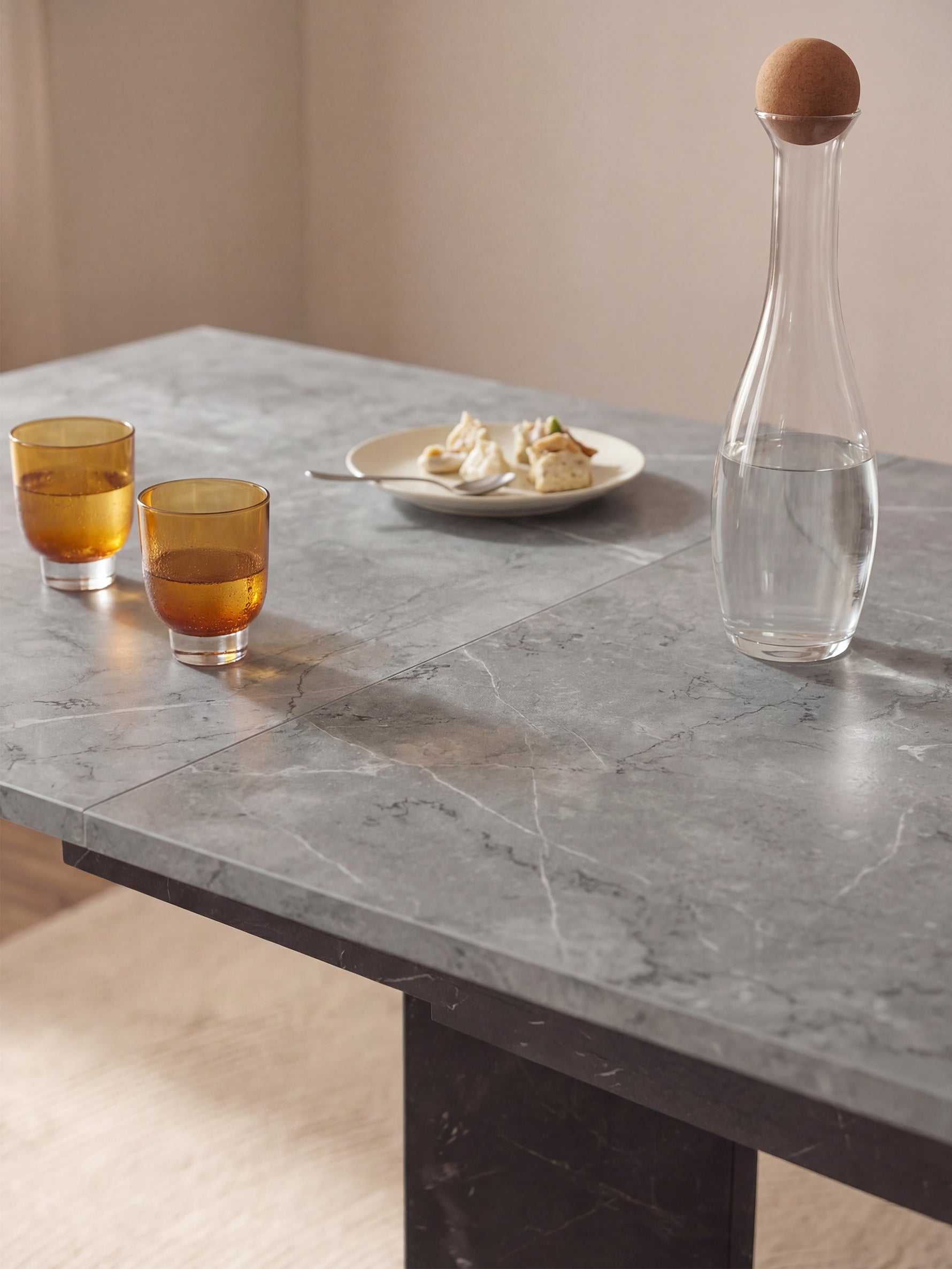 Esstisch MARA – Ausziehbarer Tisch mit & Metallgestell