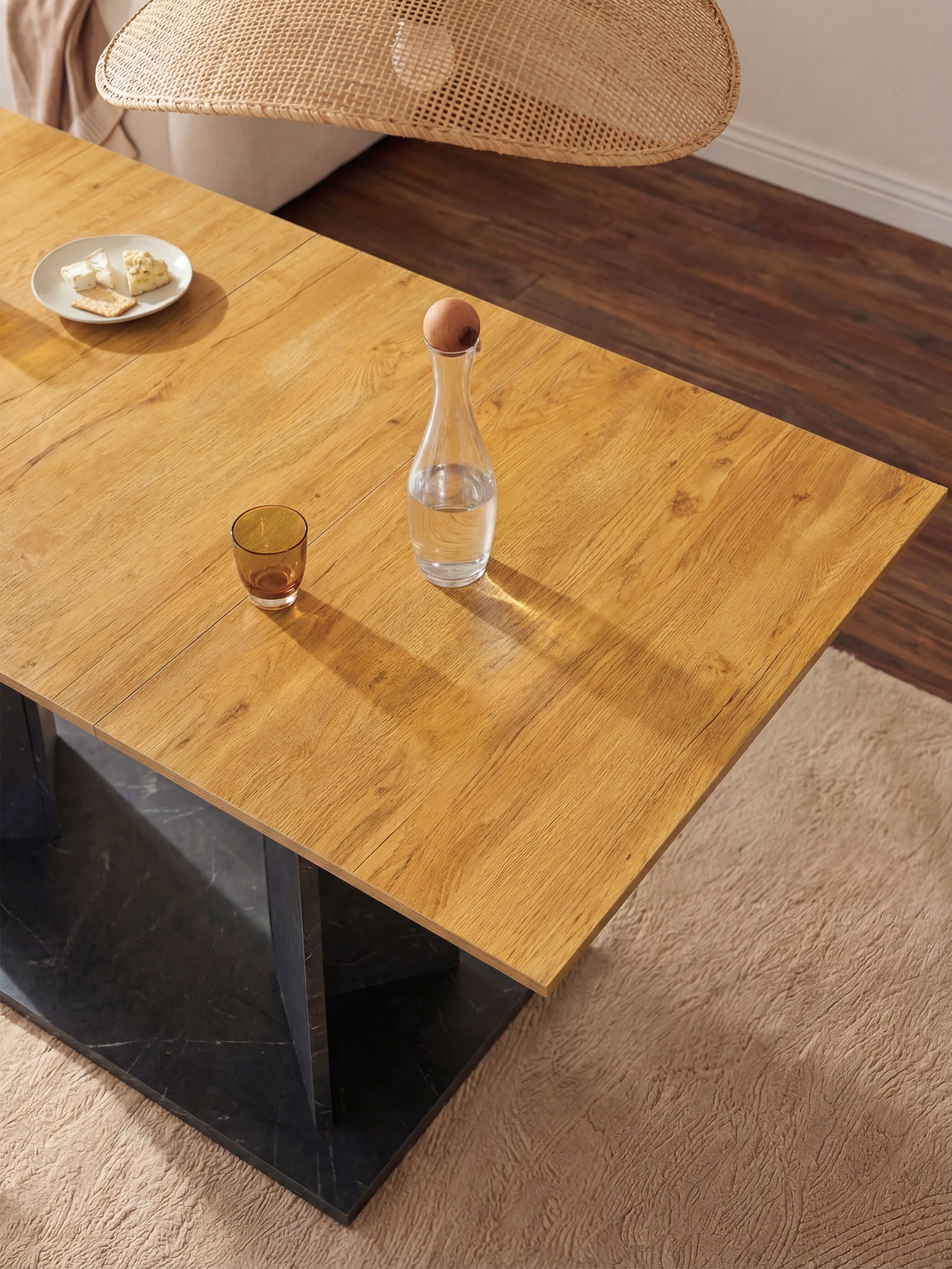 Esstisch MARA – Ausziehbarer Tisch mit & Metallgestell