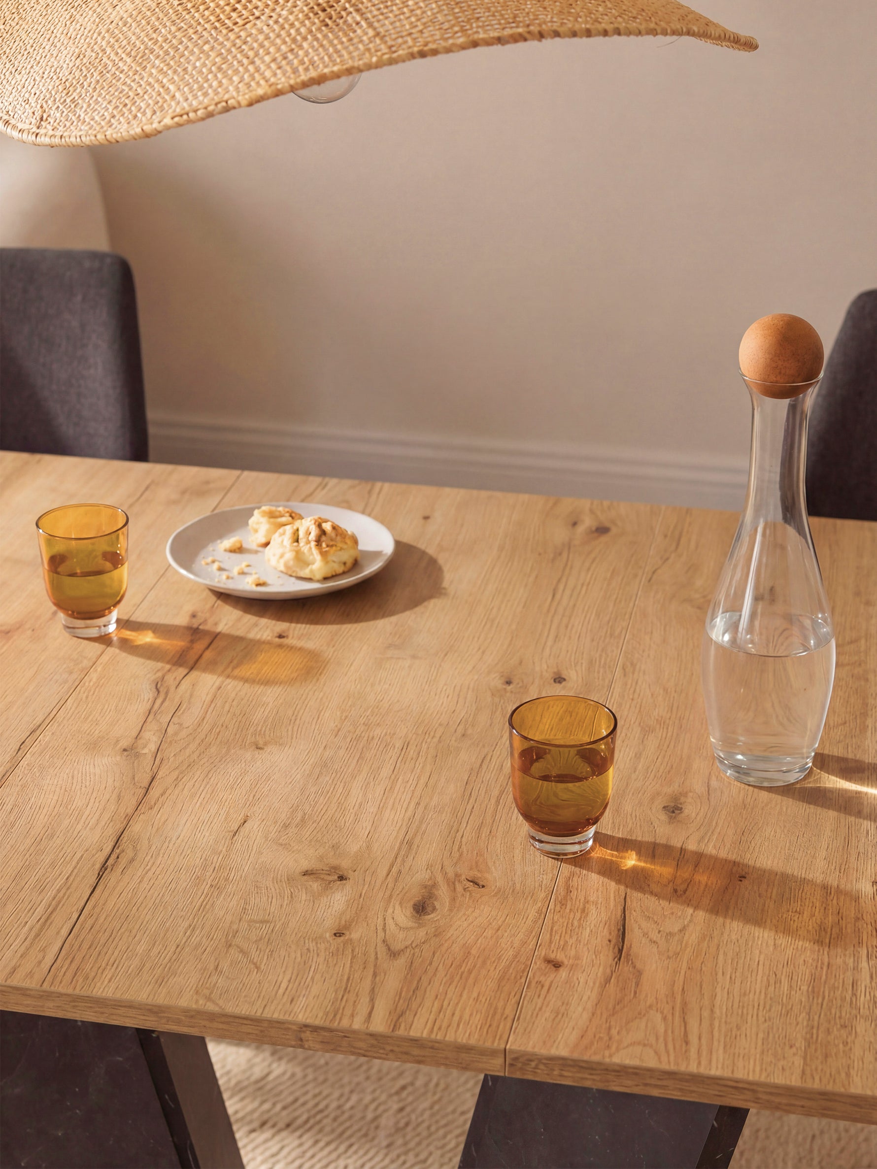 Esstisch MARA – Ausziehbarer Tisch mit & Metallgestell