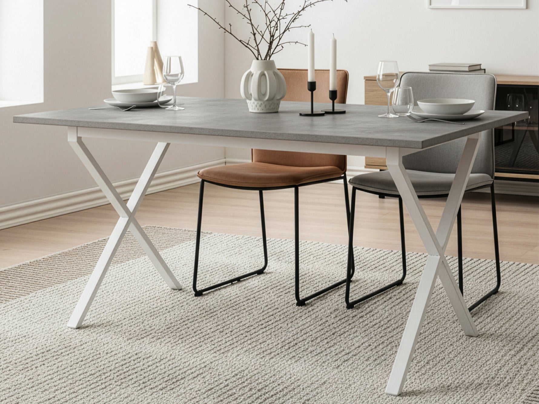 SAMUEL - Esstisch für 4 Personen mit Metallgestell
