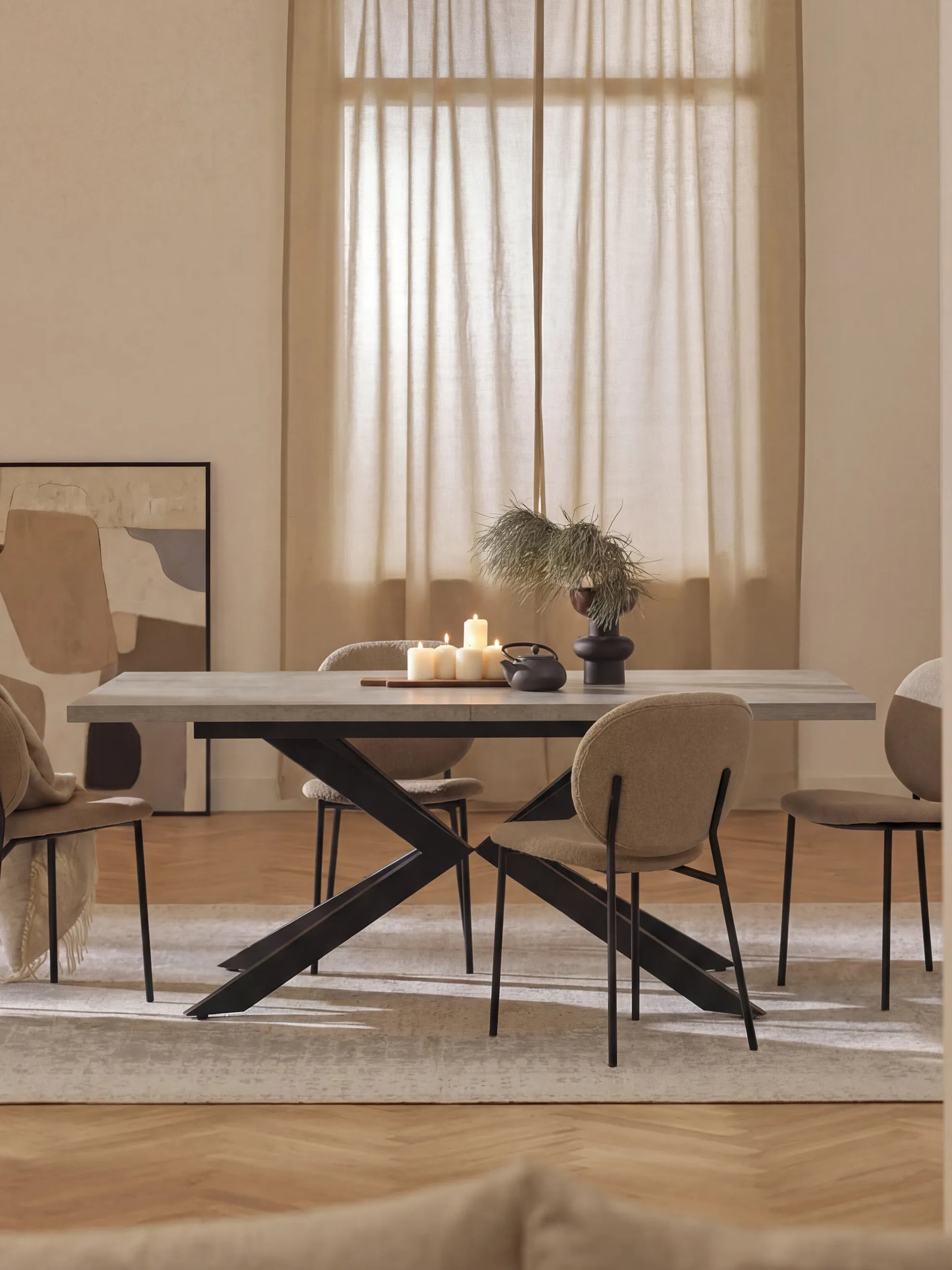 MALTE - Ausziehtisch mit 2 Einlegeplatten für 6-8 Personen